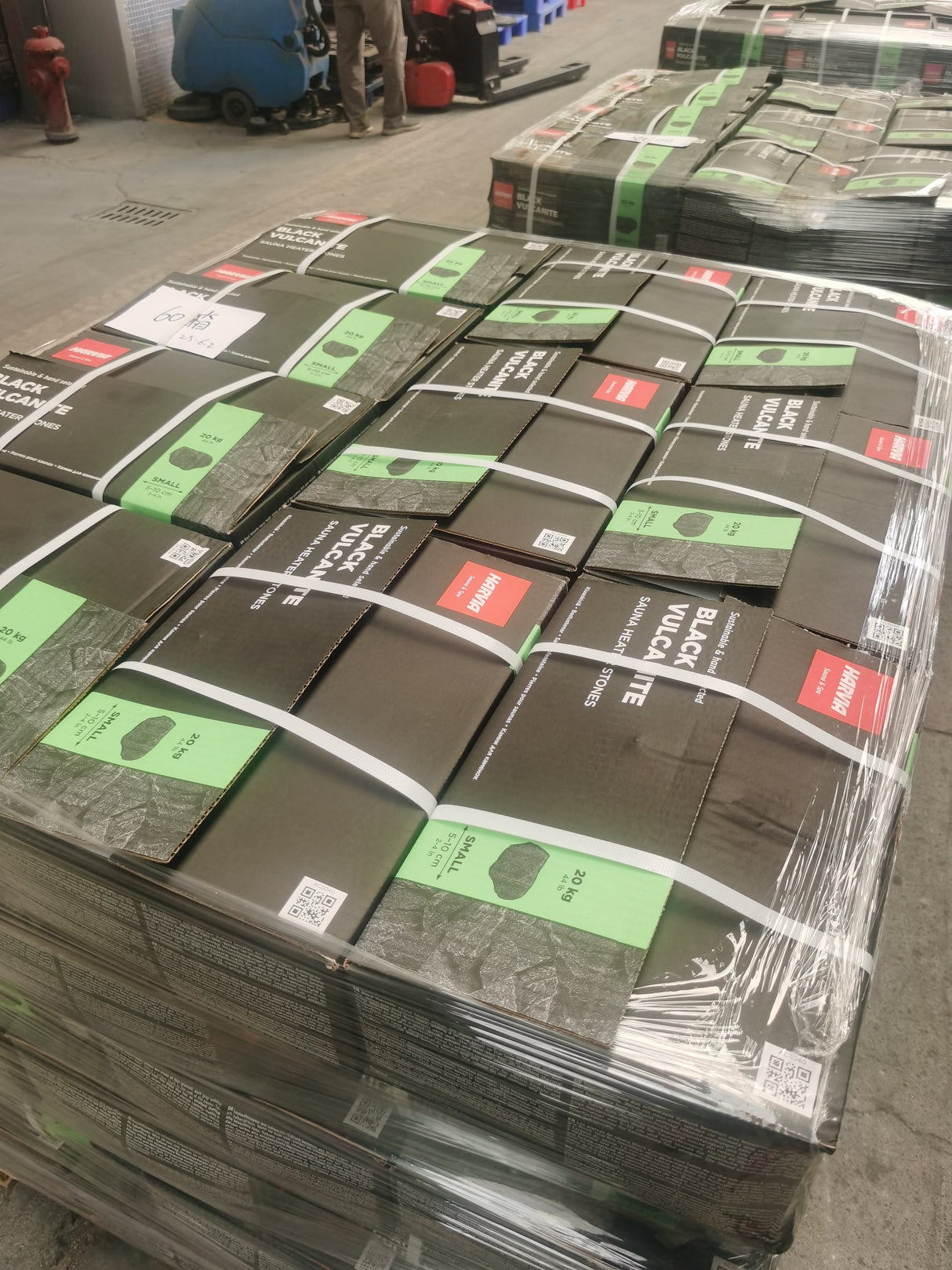 Harvia cilindro PC90 with 4 boxes stone