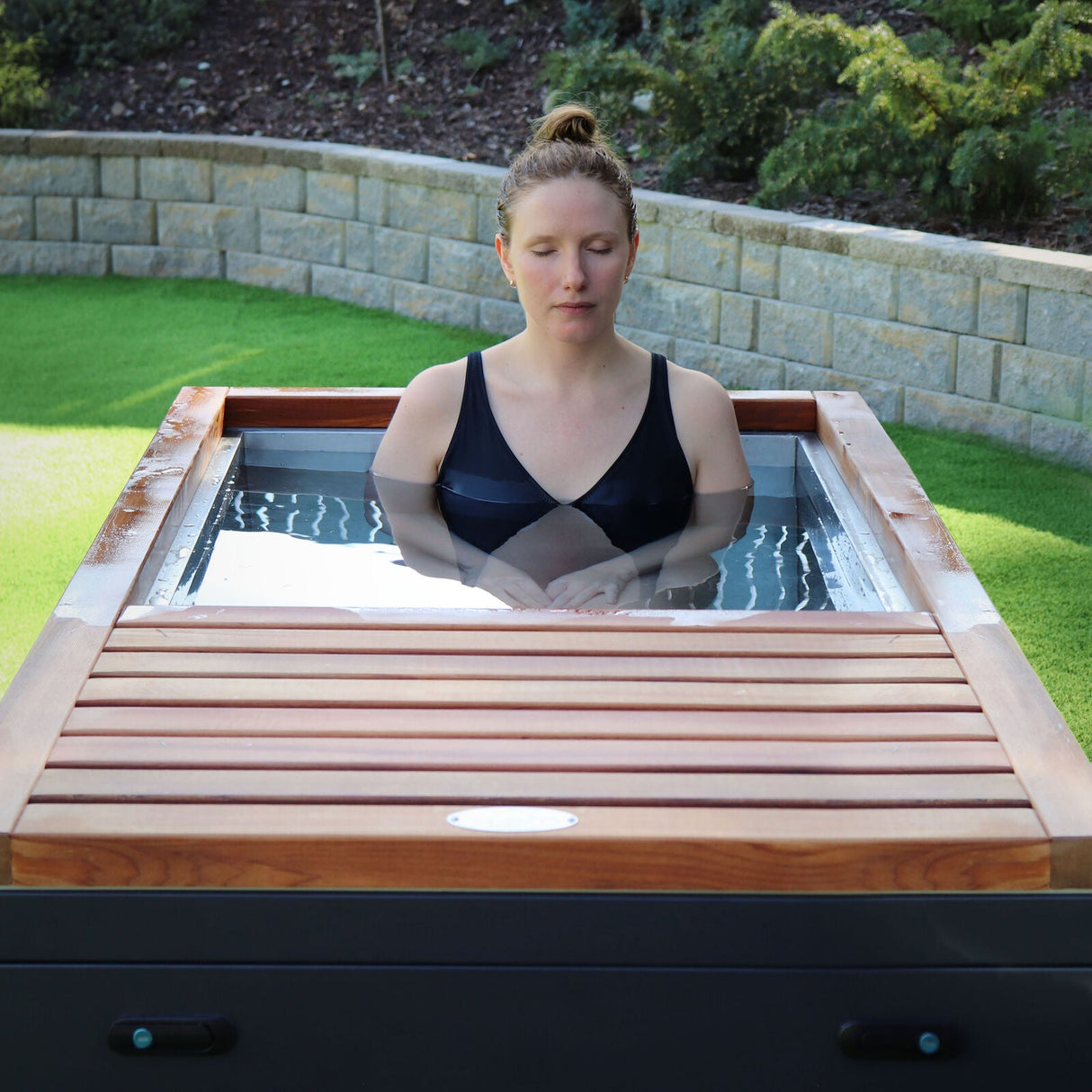 SAUNAONES® Frost Cold Plunge Tub1